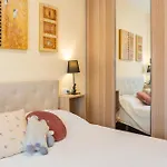 America Go2lloret Апартаменти